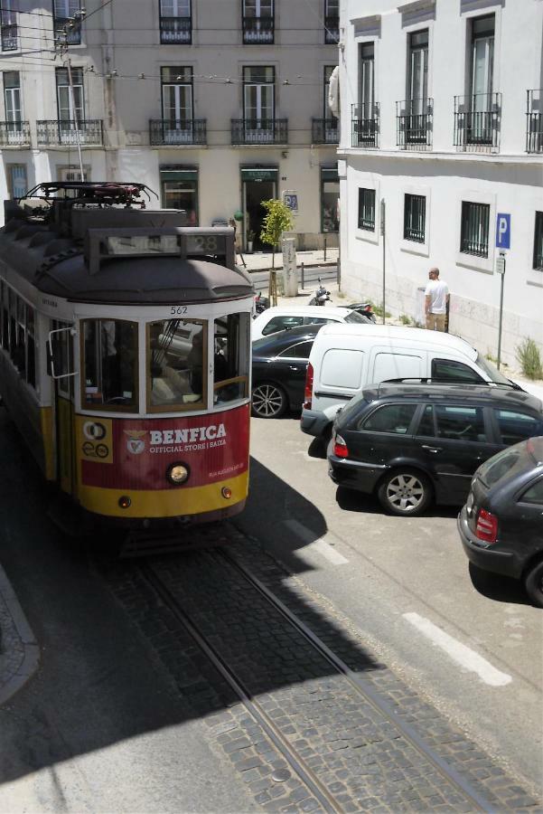 Stunning Apartment Near Chiado Lisboa Exteriör bild