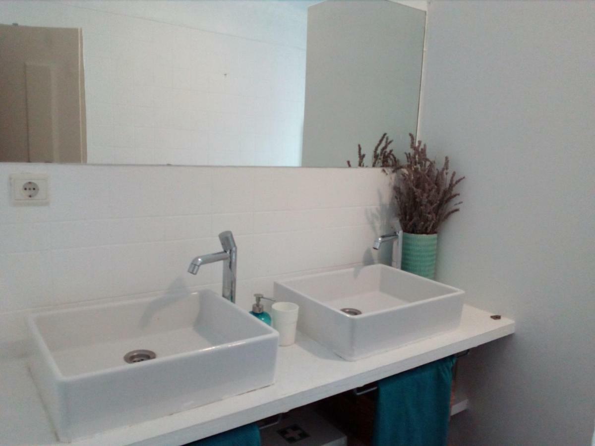 Stunning Apartment Near Chiado Lisboa Exteriör bild