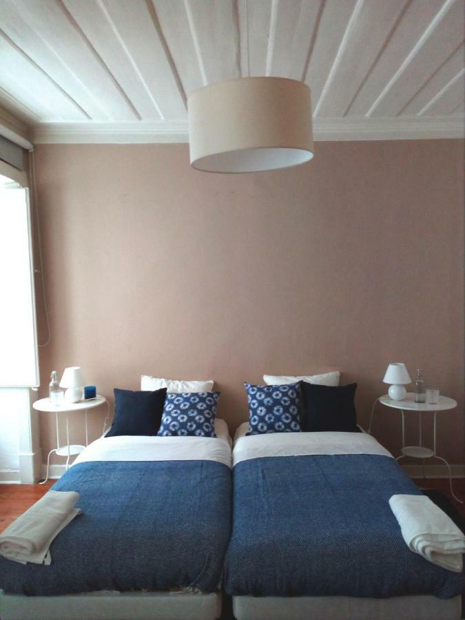 Stunning Apartment Near Chiado Lisboa Exteriör bild